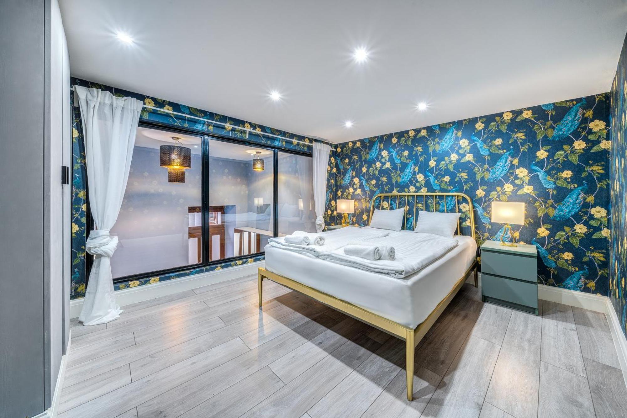 Azure Oasis In The Heart Of The City Budapest Extérieur photo